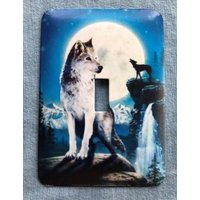 Wolfs Single Metal Schalterplatte von SwitchPlateShack