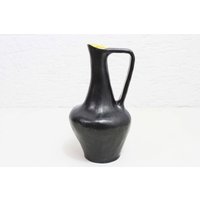 Schwarz-Gelb Glasierter Steingutkrug 1970 von SynBrocante