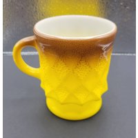 Feuerkönig Zweifarbige Gelbe Und Braune Glastasse von SysamosCurio