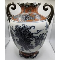 Vintage Keramik Geflöchtete Zweifarbige Vase Mit Griffen Vintage Keramik Geflöchtete Zweifarbige Vase Mit Griffen von SysamosCurio