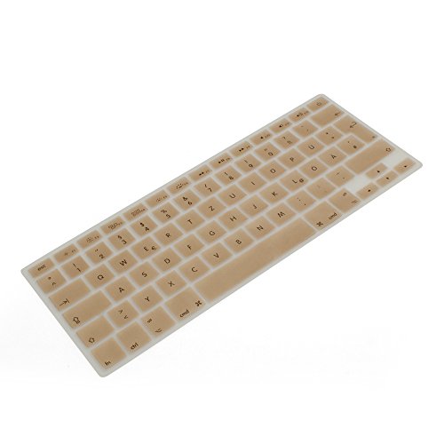 SYSTEM-S Silikon Tastaturschutz Tastaturabdeckung QWERTZ Deutsche Tastatur Abdeckung Schutz für MacBook Pro 13" 15" 17" / iMac/MacBook Air 13" in der Farbe Gold SYSTEM-S Silikon Tastaturschutz Tastaturabdeckung QWERTZ Deutsche Tastatur Abdeckung Schutz für MacBook Pro 13" 15" 17" / iMac/MacBook Air 13" in der Farbe Gold von System-S
