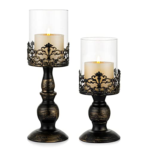 Sziqiqi Kerzenständer Set Vintage Distressed Black Hurricane Kerzenhalter 2 Stück, für Stumpenkerze Hochzeitsfeier Home Decoration Kamin Mantel Dekoration 27cm & 33cm von Sziqiqi