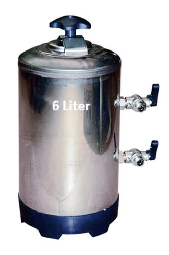 TAMLED Wasserenthärter Entkalker 6 Liter - für Espressomaschine, Geschirrspülmaschine, Aquarium - kompakte Bauhöhe TAMLED Wasserenthärter Entkalker 6 Liter - für Espressomaschine, Geschirrspülmaschine, Aquarium - kompakte Bauhöhe von TAMLED