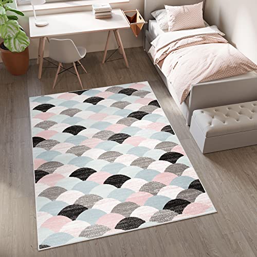 TAPISO Baby Teppich Jugendteppich Kurzflor Braun Taupe Rosa Creme Hellblau Schwarz Fischschuppen Jugendzimmer Modern 180 x 250 cm von TAPISO