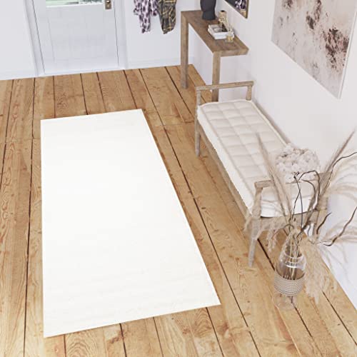 TAPISO Delhi Teppichläufer Hochflor Shaggy Weiß Einfarbig Modern Design Flauschig Langflor Wohnzimmer Schlafzimmer Flur ÖKO-TEX 70 x 200 cm TAPISO Delhi Teppichläufer Hochflor Shaggy Weiß Einfarbig Modern Design Flauschig Langflor Wohnzimmer Schlafzimmer Flur ÖKO-TEX 70 x 200 cm von TAPISO