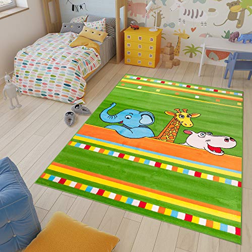 TAPISO Kinder Teppich Kurzflor Kinderteppich Weich Zoo Tiere Streifen Muster Grün Bunt Designer Kinderzimmer ÖKOTEX 300 x 400 cm von TAPISO