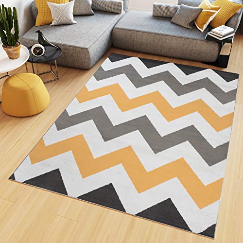 TAPISO Maya Teppich Kurzflor Grau Weiß Gelb Modern Geometrisch Zig Zag Streifen Gestreift Design Wohnzimmer Schlafzimmer ÖKOTEX 160 x 230 cm von TAPISO