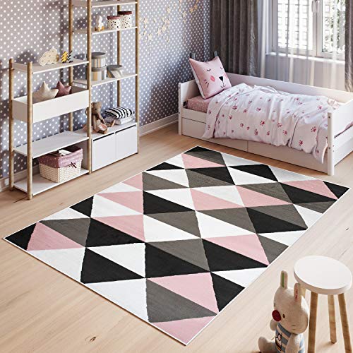 TAPISO Pimky Teppich Kurzflor Wohnzimmer Schlafzimmer Rosa Weiß Schwarz Grau Modern Geometrisch Dreieck Design ÖKOTEX 80 x 150 cm von TAPISO