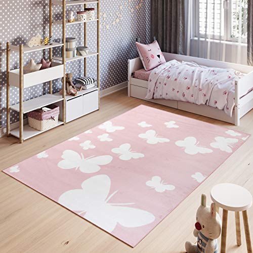 TAPISO Pinky Teppich Kurzflor Kinderteppich Kinderzimmer Pink Rosa Weiß Pastellfarben Modern Schmetterling Spielteppich ÖKOTEX 80 x 150 cm von TAPISO