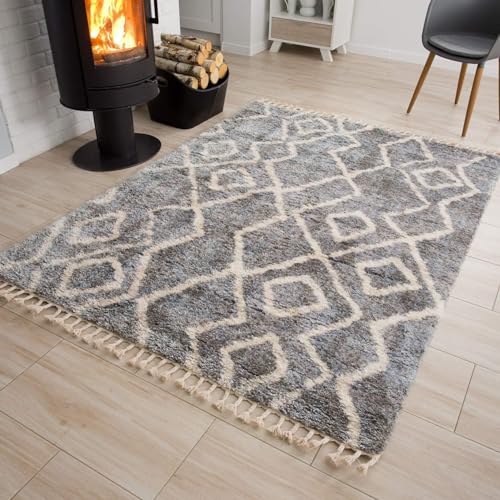 TAPISO Versay Teppich Shaggy Grau Creme Fransen Modern Abstrakt Streifen Boho Weich Hochflor Langflor Wohnzimmer Schlafzimmer ÖKOTEX 200 x 300 cm TAPISO Versay Teppich Shaggy Grau Creme Fransen Modern Abstrakt Streifen Boho Weich Hochflor Langflor Wohnzimmer Schlafzimmer ÖKOTEX 200 x 300 cm von TAPISO