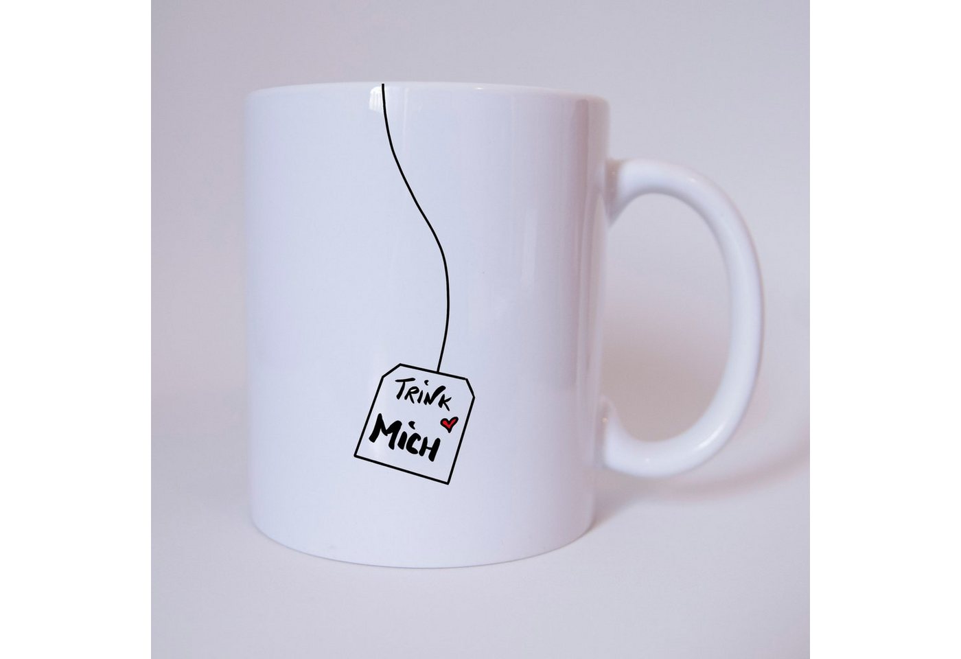 TASSENKING Tasse, Trink Mich - Tasse - Kaffeebecher - Geschenk von TASSENKING