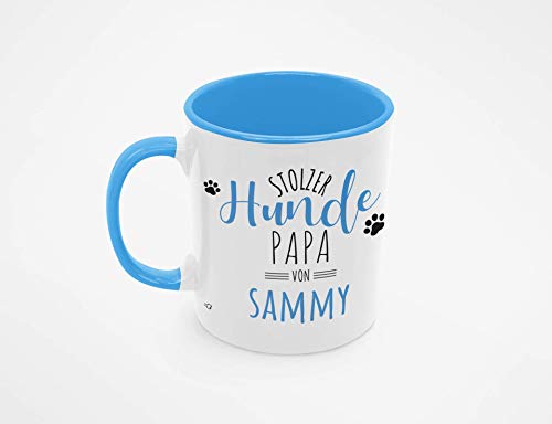 Personalisierte Kaffee-Tasse stolzer Hundepapa oder stolze Hundemama von [Hundename] personalisierte Geschenke Hundebesitzer - 330 ml - verschiedene Designs (Hundepapa - Blau) von TASSENPALAST