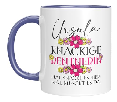 TASSENTICKER - Knackige Rentnerin - Kaffeebecher personalisiert mit Wunschnamen - Tasse mit Spruch - Blumen Motiv - tolle Geschenkidee - Renteneintritt - Damen/Frauen - Blau von TASSENTICKER