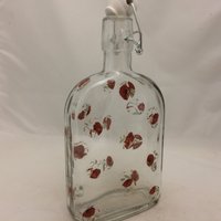 Mohnblumen-Spot-Design Auf Slo Gin-Flasche Mit Keramik-Klappdeckel. Stopfen von TAYLERMADEPRODUCTS