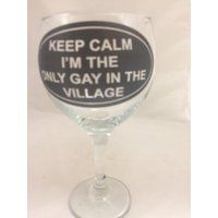 Only Gay in Village Großes Gin Ballon Glas von TAYLERMADEPRODUCTS
