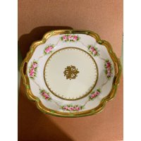 Nippon Handbemalte Schale Reichlich Mit Gold Verziert Der Innenrand Ist Ein 1/4 "streifen Aus Kleinen Goldenen Punkten Und Grünen Ovalen Getrimmt von TCRPillows