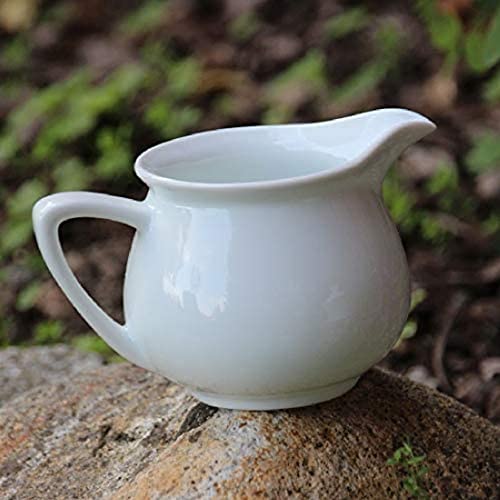 Weiße Porzellankanne 180 ml Weiße Porzellankanne 180 ml von TEA SOUL