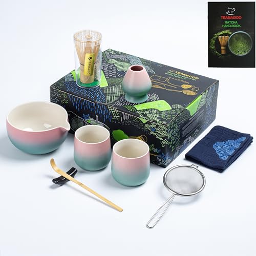 TEANAGOO Matcha Set Matcha Schneebesen Matcha Schale mit Ausgießer Schaufel Matcha Schneebesen Halter Teezubereitungsset. 1 Japanische Tee-Set (7pcs) + 2Cups(7.2oz),S11,Gradient Pink,Farbe Box von TEANAGOO