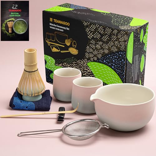 TEANAGOO Matcha Set Matcha Schneebesen Matcha Schale mit Ausgießer Schaufel Matcha Schneebesen Halter Teezubereitungsset. 1 Japanische Tee-Set (7pcs) + 2Cups(7.2oz),S11,Gradient Pink,Farbe Box von TEANAGOO