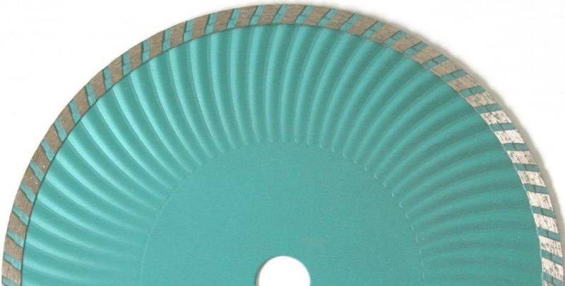 TECTOOL Diamanttrennscheibe DIAMANTSCHEIBE, TURBO-SEGMENTIERUNG, GESCHLOSSENER RAND, Ø 115 mm, (Packung, 1 Scheibe), 22,2mm Bohrung von TECTOOL