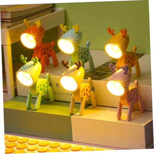 TEHAUX LED Rentier Nachtlicht Kinderzimmer Nachttischlampe mit Verstellbarem Kopf Cartoon Tischlampe für Schlafzimmer und Büro Dekoratives Nachtlicht TEHAUX LED Rentier Nachtlicht Kinderzimmer Nachttischlampe mit Verstellbarem Kopf Cartoon Tischlampe für Schlafzimmer und Büro Dekoratives Nachtlicht von TEHAUX