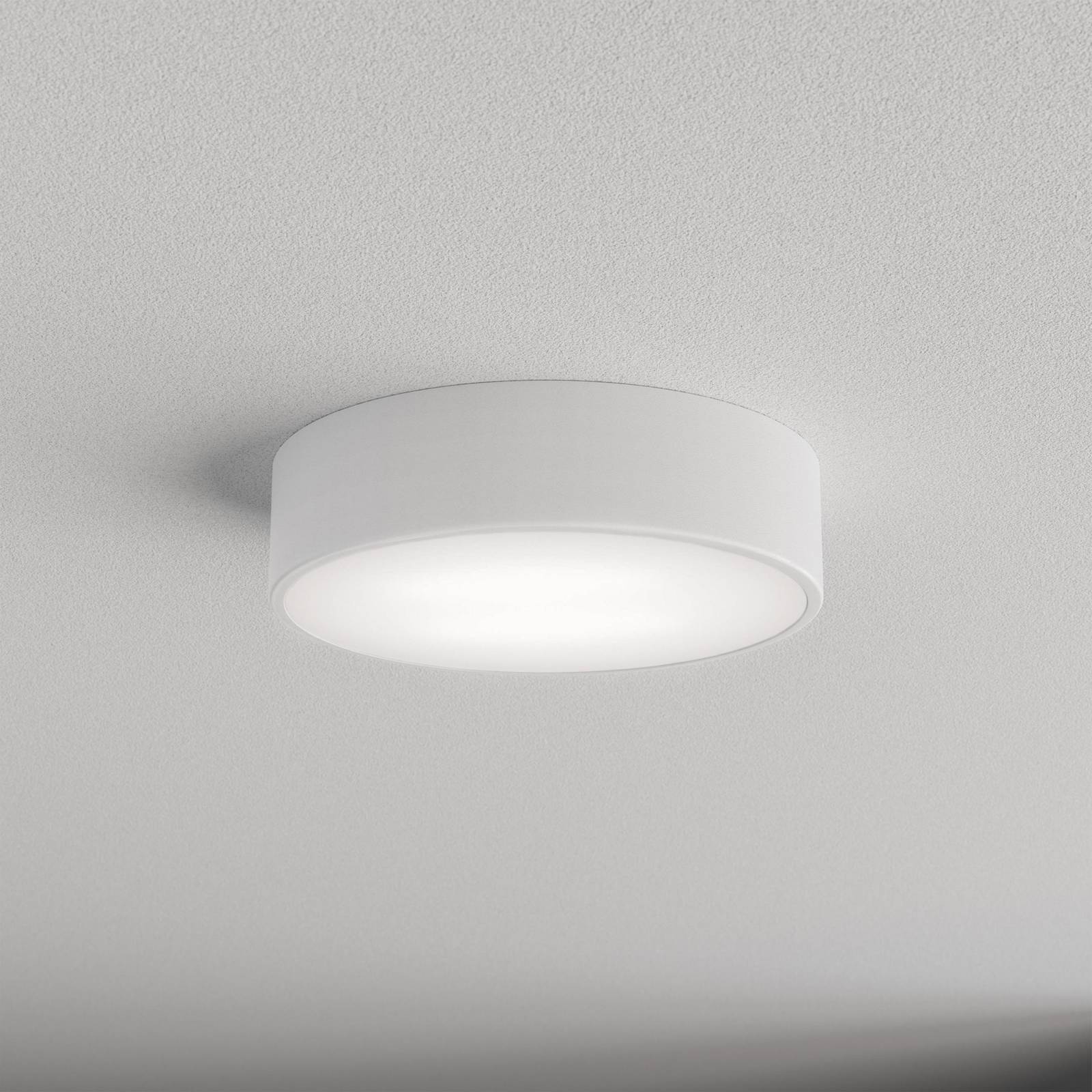 Deckenlampe Cleo 300, weiß, Sensor, IP54, Ø 30 cm, Metall Deckenlampe Cleo 300, weiß, Sensor, IP54, Ø 30 cm, Metall von TEMAR LIGHTING