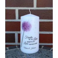 Familienkerze/ Hochzeitskerze Personalisiert Mit Namen Und Spruch "Pusteblume"/Hochzeit/ Familie/ Familienkerze/ Hochzeitskerze Personalisiert Mit Namen Und Spruch "Pusteblume"/Hochzeit/ Familie/ von TENII