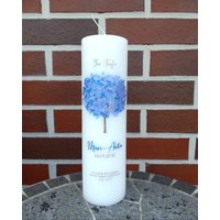 Taufkerze Personalisiert Mit Namen Datum Und Taufspruch "Baum Blau", Junge/ Mädchen Taufkerze Personalisiert Mit Namen Datum Und Taufspruch "Baum Blau", Junge/ Mädchen von TENII