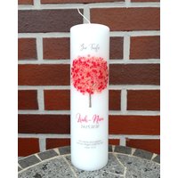 Taufkerze Personalisiert Mit Namen Datum Und Taufspruch "Baum Rot", Junge/ Mädchen von TENII