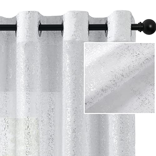 TERLYTEX Weiße und Silberne Vorhänge 213 cm - Metallischer Silberfolien-Druck, Funkelnde Transparente Vorhänge für Wohnzimmer, Ösen, Schimmernde Fenstervorhänge 132 x 213 cm von TERLYTEX
