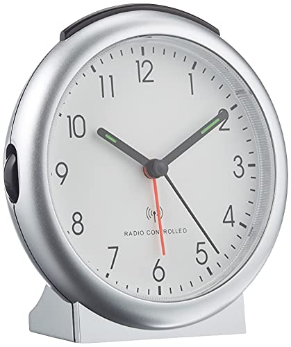 TFA Dostmann Analoger Funk-Wecker, 98.1036, mit Alarm, inklusive Funkuhr, Silber, L 109 x B 50 x H 112 mm von TFA Dostmann
