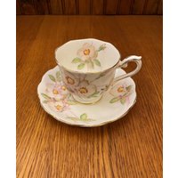 Royal Albert Krone China Rosa Wild Rose Handbemalte Teetasse Und Untertasse von TFBTreasures