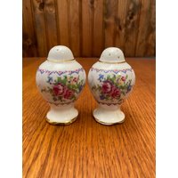 Royal Albert Petit Point Bauchige Salz - Und Pfefferstreuer Blumensalz Royal Albert Petit Point Bauchige Salz - Und Pfefferstreuer Blumensalz von TFBTreasures