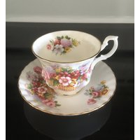 Royal Albert Summer Time Serie Fairford Tasse Und Untertasse Blumenkorb Royal Albert Summer Time Serie Fairford Tasse Und Untertasse Blumenkorb von TFBTreasures