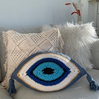 Evil Eye Kissen / von THEKAHE