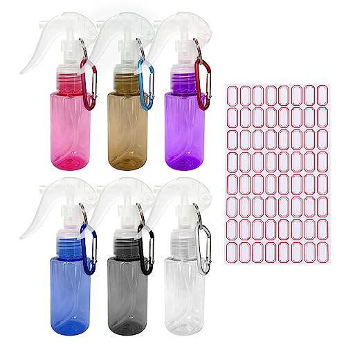 TIANNAIT 6 Stück 60-ml-Sprühflasche mit 6 Karabinern, 64 Aufklebern, Mini-Zerstäuber, transparente Sprühflasche, tragbare Reisespenderflasche, nachfüllbarer Mehrzweckbehälter (6 Farben) von TIANNAIT