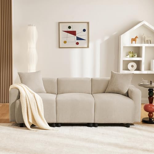 TIZZ Modernes 3-Sitzer-Sofa mit Polsterung, elegantem Design und Dekokissen, ideal für jedes Wohnzimmer. von TIZZ