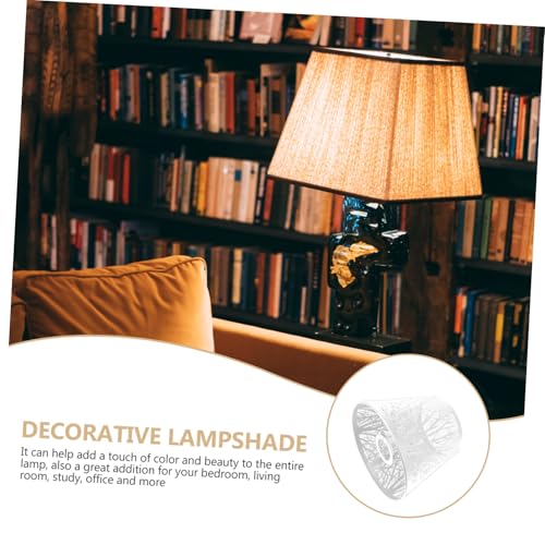 TOBBOMEY Iron art Lampenschirm Weiß Projektionsplattform Lampenschirm für Tischlampe mit Einfachem Werkzeugloser Montage Dekorative Schreibtisch Stehleuchte Abdeckung TOBBOMEY Iron art Lampenschirm Weiß Projektionsplattform Lampenschirm für Tischlampe mit Einfachem Werkzeugloser Montage Dekorative Schreibtisch Stehleuchte Abdeckung von TOBBOMEY