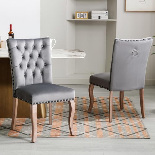 TOBIDOEN Stühle Esszimmer 2er Set, Modern Esszimmerstuhl Küchenstühle mit einzigartigem Türklopfer auf der Rückseite, Polsterstuhl mit Nagelkopfbesatz, Massivholz Beinen, Samt, 49 * 63 * 95cm(Grau) TOBIDOEN Stühle Esszimmer 2er Set, Modern Esszimmerstuhl Küchenstühle mit einzigartigem Türklopfer auf der Rückseite, Polsterstuhl mit Nagelkopfbesatz, Massivholz Beinen, Samt, 49 * 63 * 95cm(Grau) von TOBIDOEN