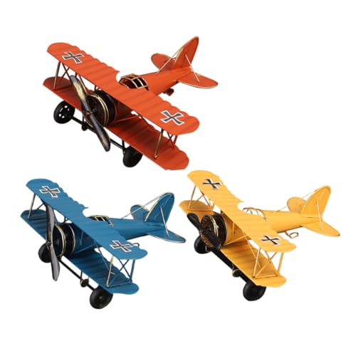TOGEVAL 3 Stück Teiliges Vintage Metallflugzeug Modell Retro Dekorative Flugzeug Miniaturen in Orange Blau Gelb Kreative Tischdeko für Wohnzimmer Büro Rustikale Modellflugzeug Figuren TOGEVAL 3 Stück Teiliges Vintage Metallflugzeug Modell Retro Dekorative Flugzeug Miniaturen in Orange Blau Gelb Kreative Tischdeko für Wohnzimmer Büro Rustikale Modellflugzeug Figuren von TOGEVAL