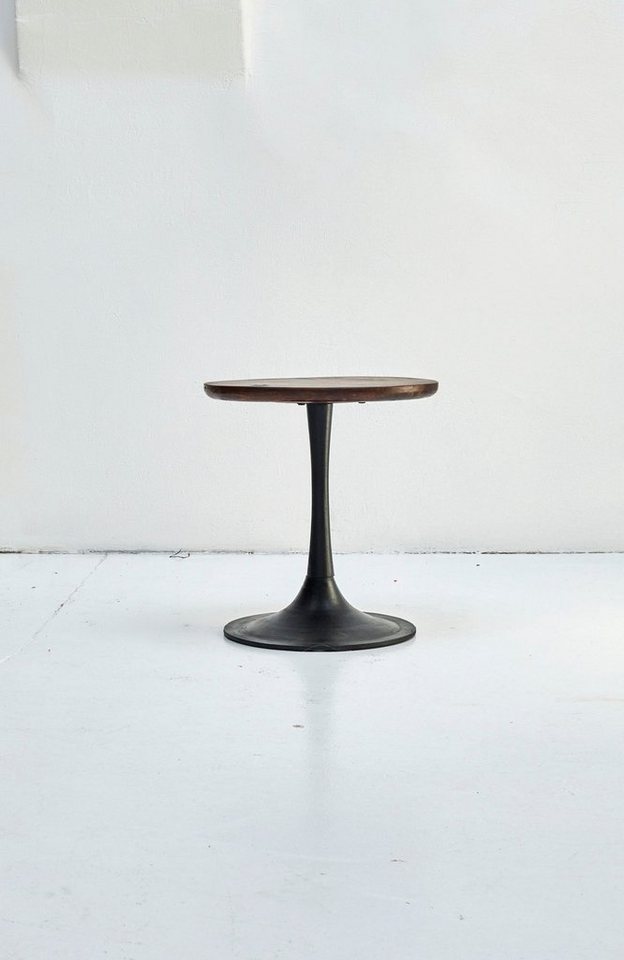 TOM TAILOR HOME Beistelltisch T-MODERN COUCH TABLE SMALL, mit eingelassenem TOM TAILOR Button von TOM TAILOR HOME