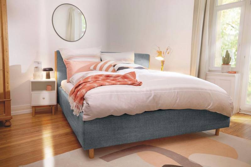 TOM TAILOR HOME Polsterbett CALIFORNIA BED, mit seitlichen Holzakzenten am Kopfteil von TOM TAILOR HOME