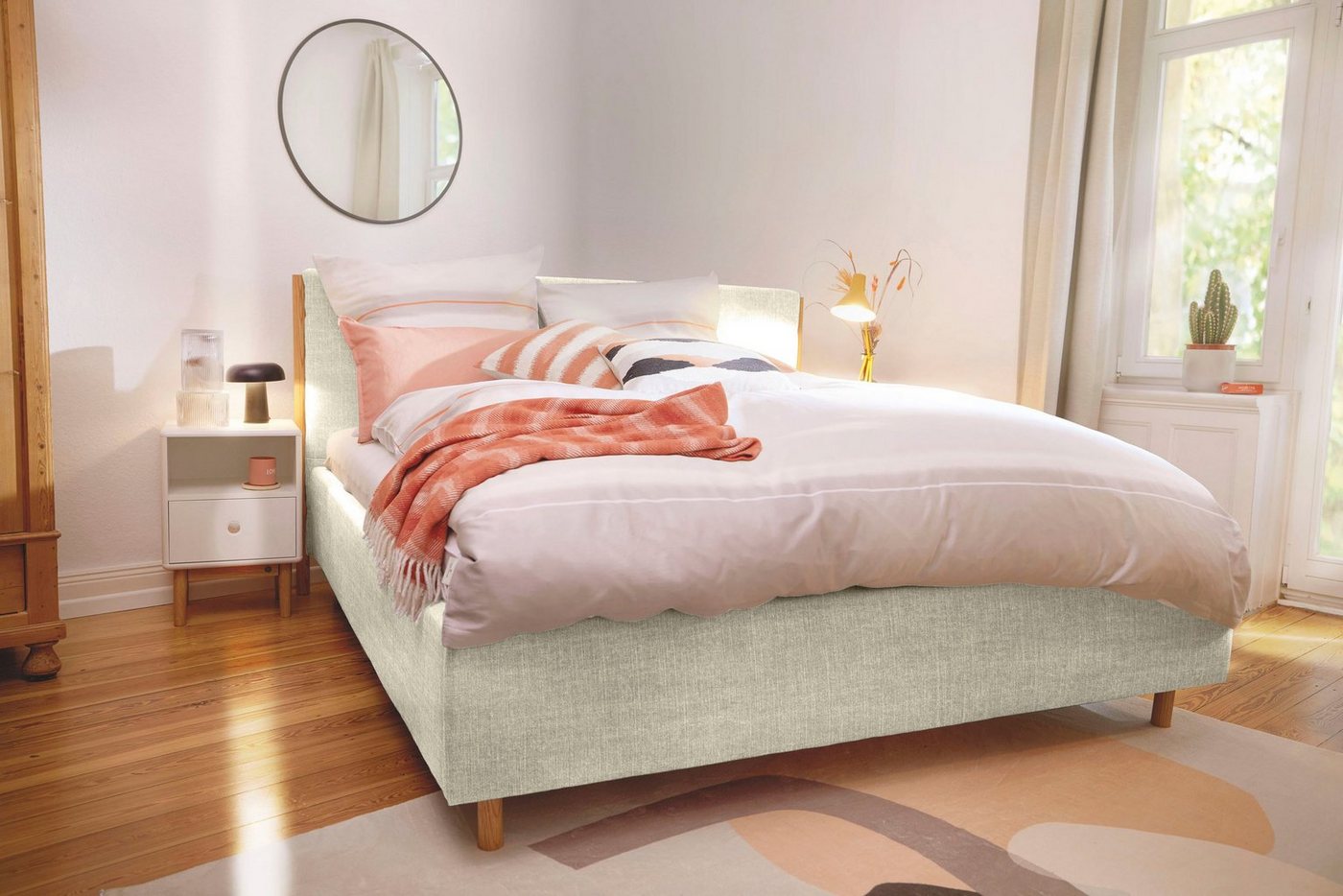 TOM TAILOR HOME Polsterbett CALIFORNIA BED, mit seitlichen Holzakzenten am Kopfteil von TOM TAILOR HOME