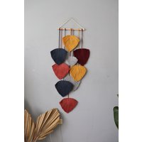 Lange Makramee Blatt Herbst Dekor, Grau Und Rost Wand Über Dem Bett, Handgemachtes Dekor Geschenk Für Sie, Modernes Wohndekor von TOMRISDECO
