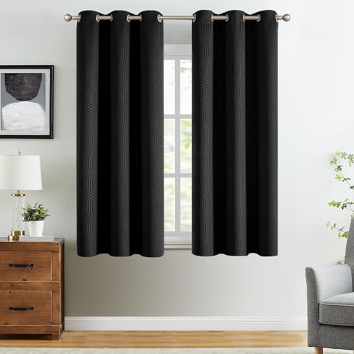 TOPICK Thermovorhang mit ösen, 2er Set 145H x 140B cm Verdunkelungsvorhänge Geometrisch Gemustert Vorhänge Blickdicht für Schlafzimmer Wohnzimmer, Blackout Gardinen Fenstervorhänge Schwarz von TOPICK