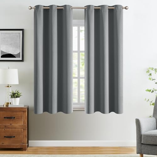 TOPICK Thermovorhang mit ösen, 2er Set 175H x 140B cm Verdunkelungsvorhänge Geometrisch Gemustert Vorhänge Blickdicht für Schlafzimmer Wohnzimmer, Blackout Gardinen Fenstervorhänge Grau TOPICK Thermovorhang mit ösen, 2er Set 175H x 140B cm Verdunkelungsvorhänge Geometrisch Gemustert Vorhänge Blickdicht für Schlafzimmer Wohnzimmer, Blackout Gardinen Fenstervorhänge Grau von TOPICK