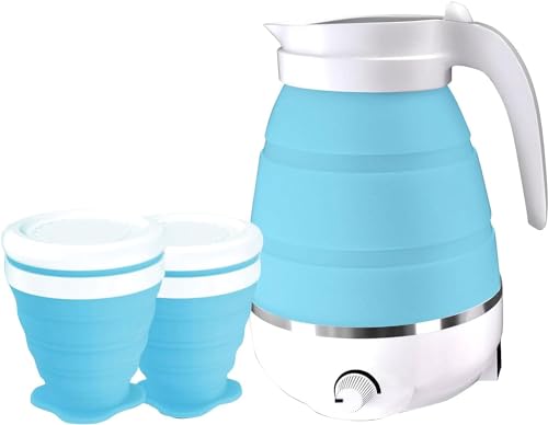 Faltbarer Wasserkocher, 600ml Elektrischer Silikon Wasserkocher Camping Wasserkessel mit 2 Faltbaren Becher Reise Wasserkocher für Camping, Wandern und Drinnen (Blau) von TOWEBOORY