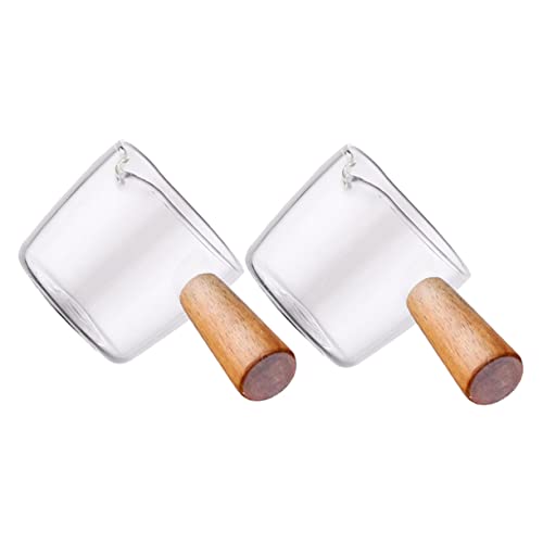 TOYZFRIENDY 2 Stück Teiliges Set Espresso Messbecher mit Holzgriff Glaskaraffe für Präzises Gießen von Kaffee und Milch Hitzebeständig für Back und Kochbedürfnisse TOYZFRIENDY 2 Stück Teiliges Set Espresso Messbecher mit Holzgriff Glaskaraffe für Präzises Gießen von Kaffee und Milch Hitzebeständig für Back und Kochbedürfnisse von TOYZFRIENDY