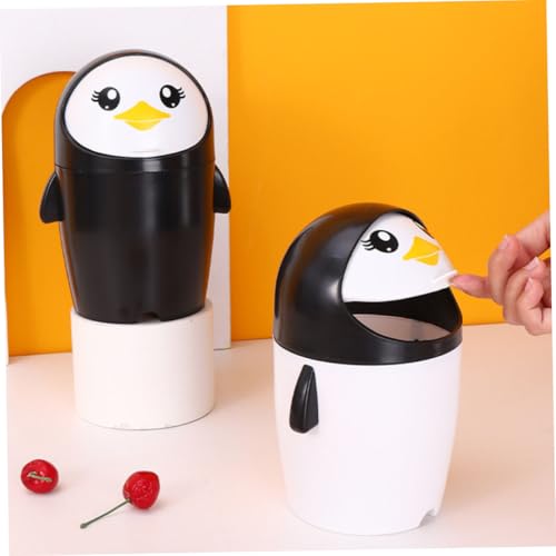 TOYZFRIENDY Mini Desktop Mülleimer Kunststoff mit Klappdeckel Cartoon Pinguin Design Kompakter Kleiner Abfallkorb für Büro Kinderzimmer Auto und Küche Stabiler und Robuster Tischabfalleimer von TOYZFRIENDY