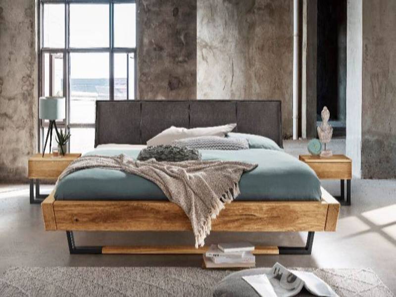 TPT Balkenbett 817.6 Wildeiche massiv geölt 140 x 200 cm Kombikufe (Metall-Holz) von TPT Möbel